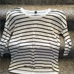 Old Navy Black and White Striped Long Sleeve Top